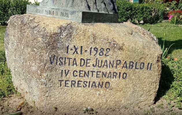 Imagen Estatua Juan Pablo II