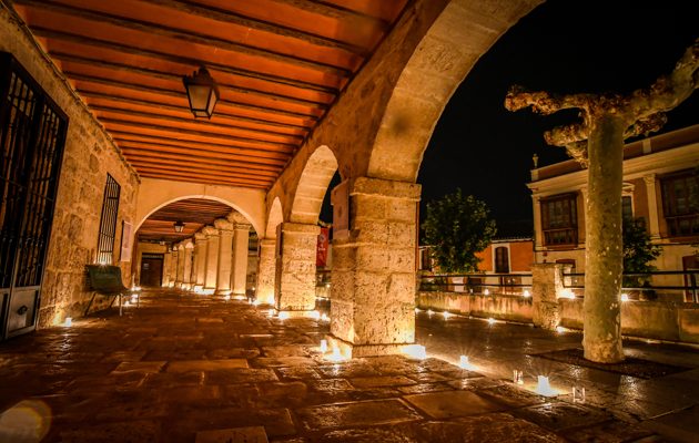 Imagen Plaza Mayor y Ayuntamiento