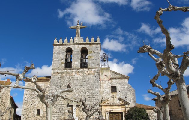 Fachada de la iglesia de San Mamés en Fuentecén